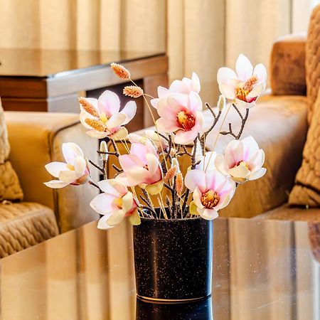 Britannia Suites Бейрут Екстериор снимка