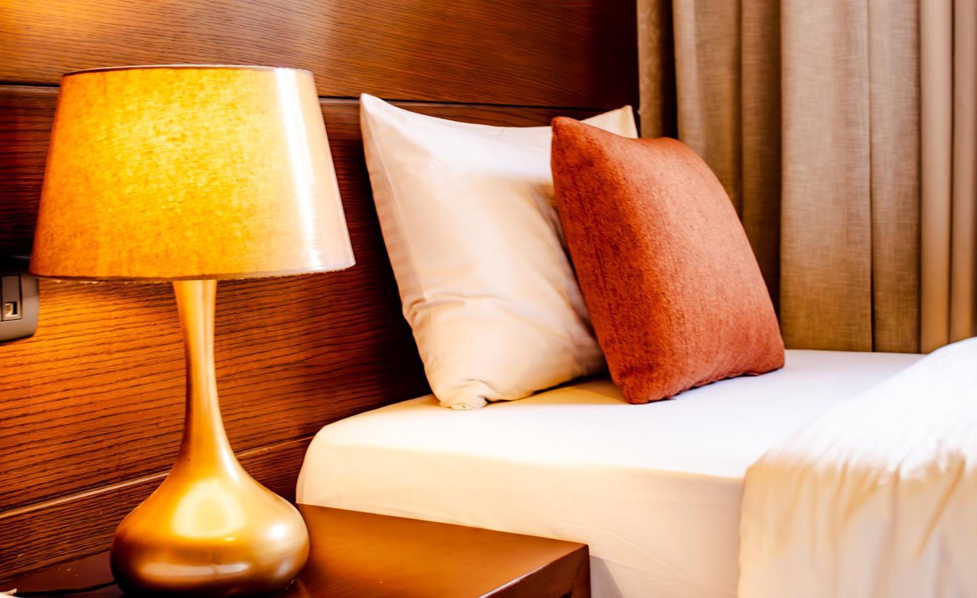 Britannia Suites Бейрут Екстериор снимка