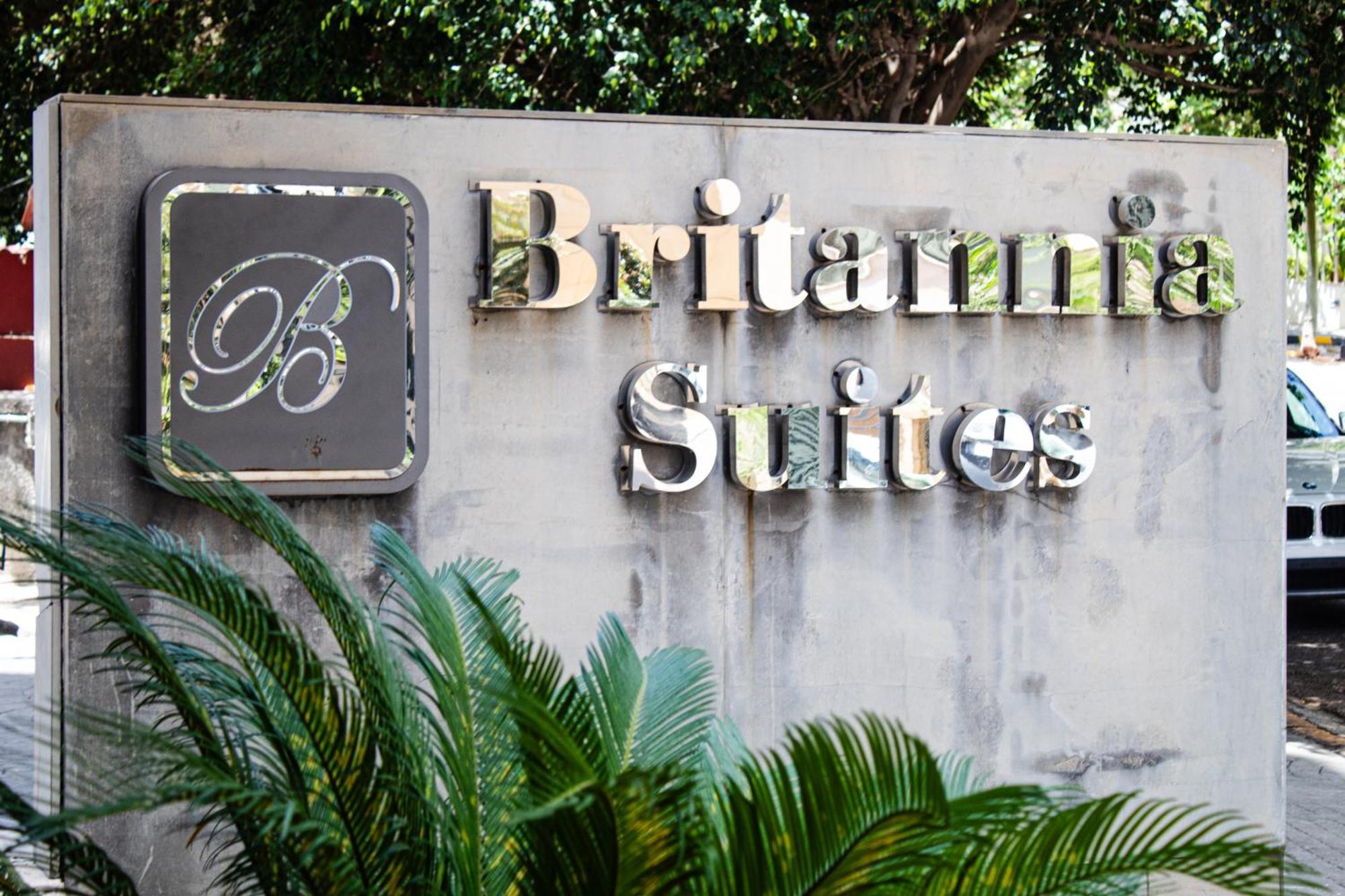 Britannia Suites Бейрут Екстериор снимка