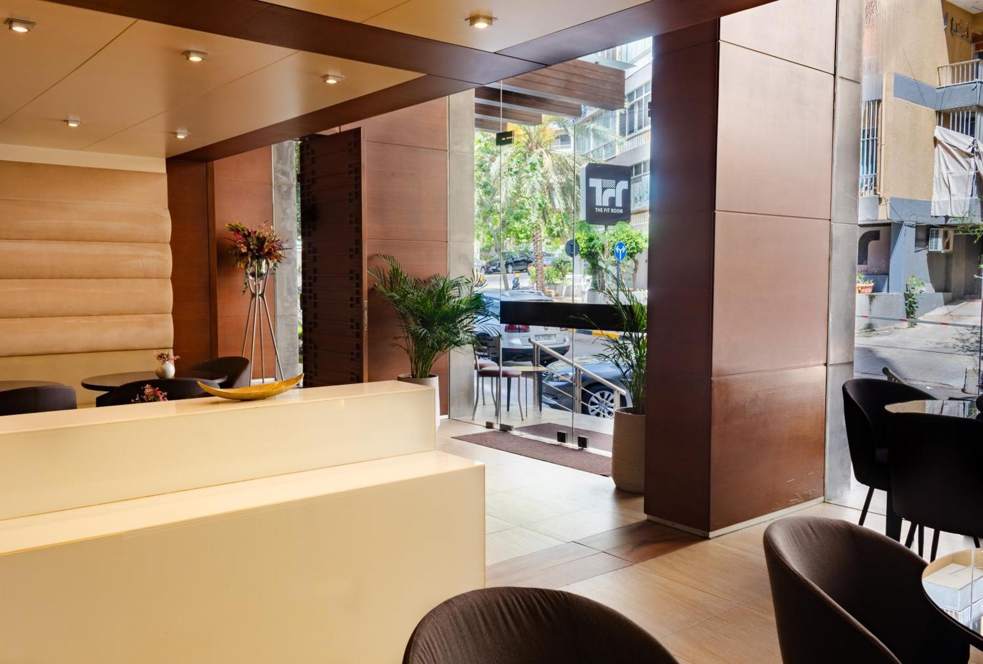 Britannia Suites Бейрут Екстериор снимка
