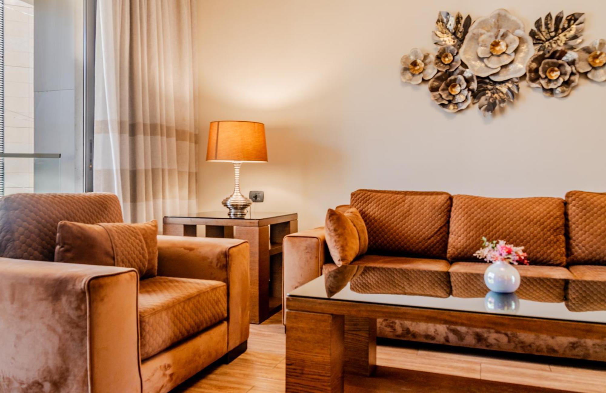 Britannia Suites Бейрут Екстериор снимка