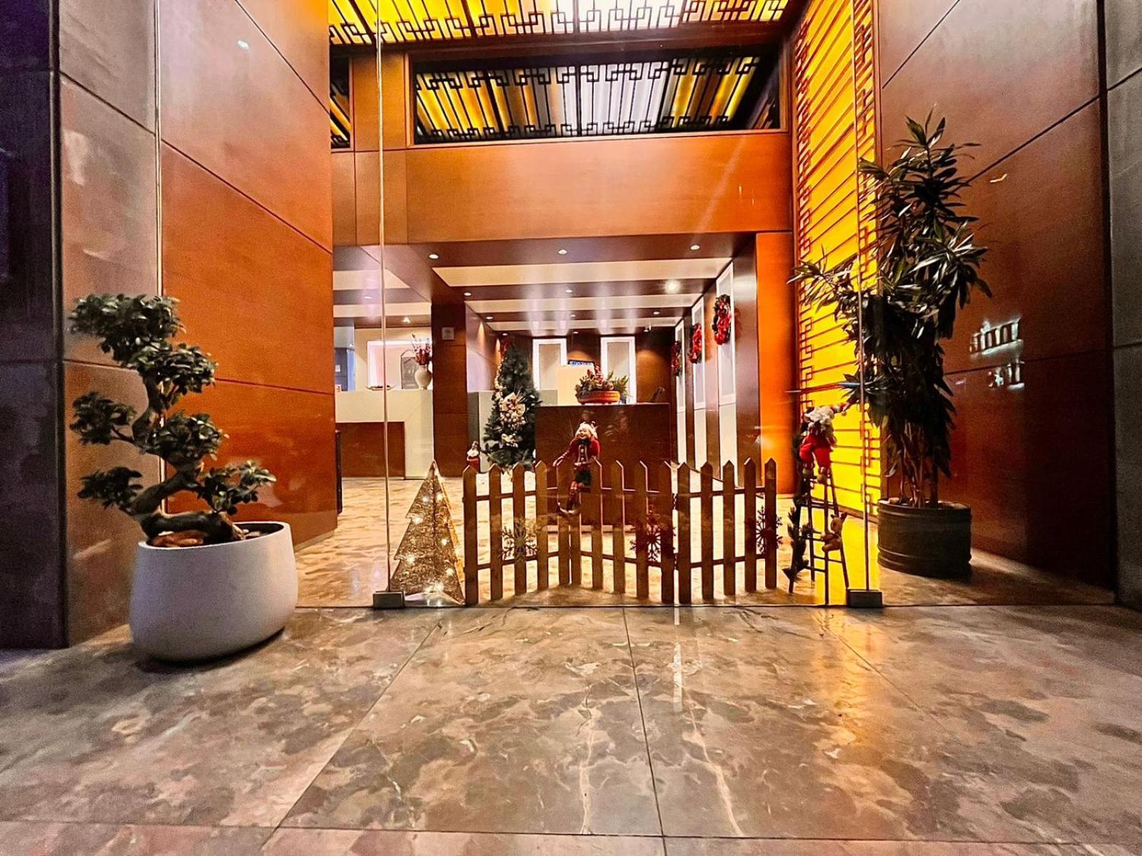 Britannia Suites Бейрут Екстериор снимка